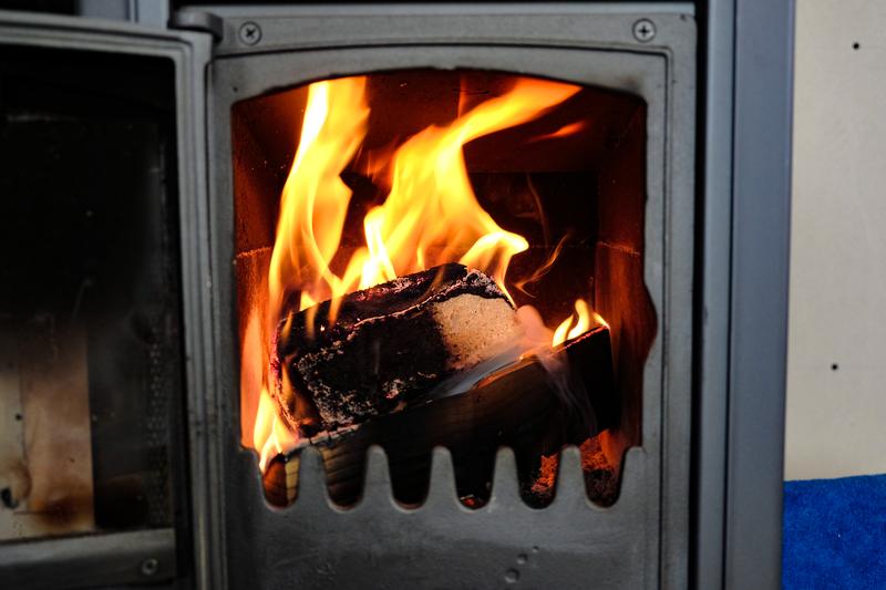 Az ön házába ideális a mini kandalló? Segítünk dönteni!