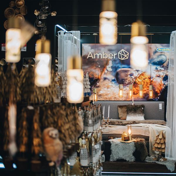 Bútor, világítás