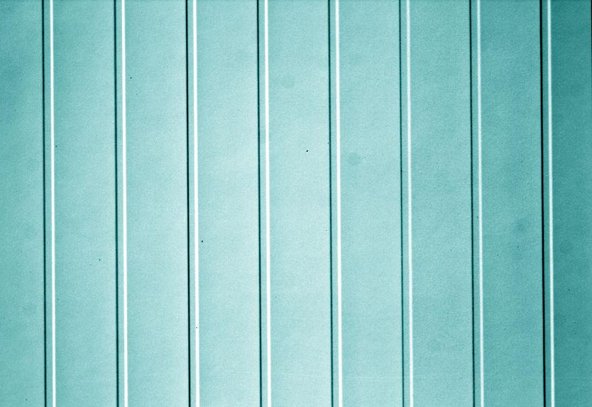 Műanyag falburkoló szakszerű felrakása - lépésről lépésre