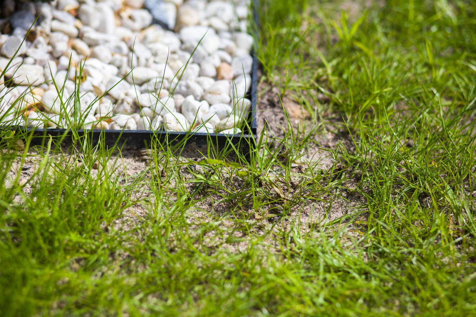 Műanyag gyeprács lerakása – akár házilag is megoldható