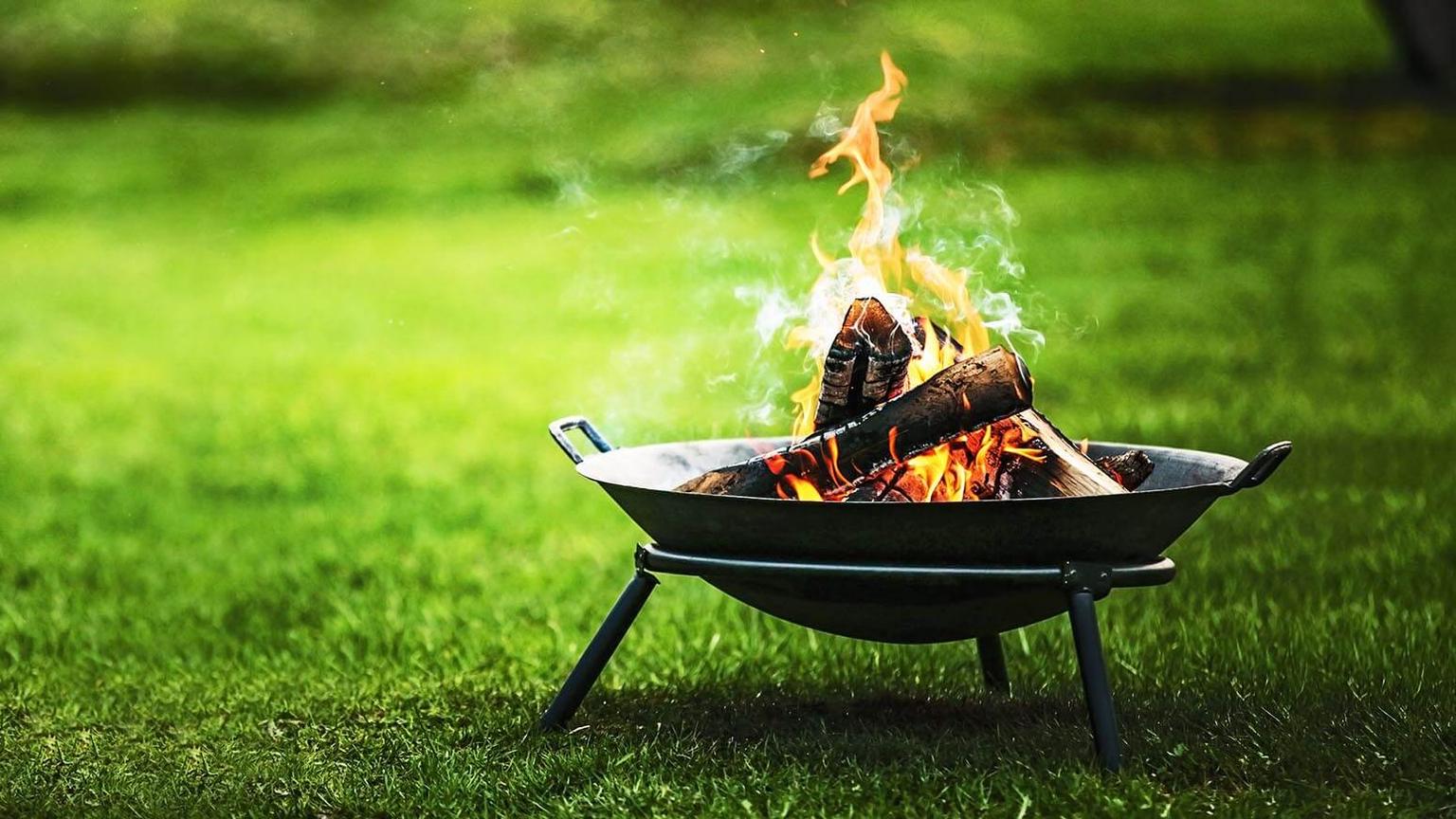 Szén, fa vagy brikett: melyik a legjobb grill tüzelőanyag?
