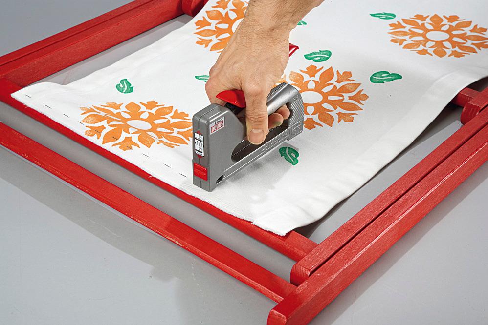 Csináld magad: a megunt kerti székből így lesz vadonatúj