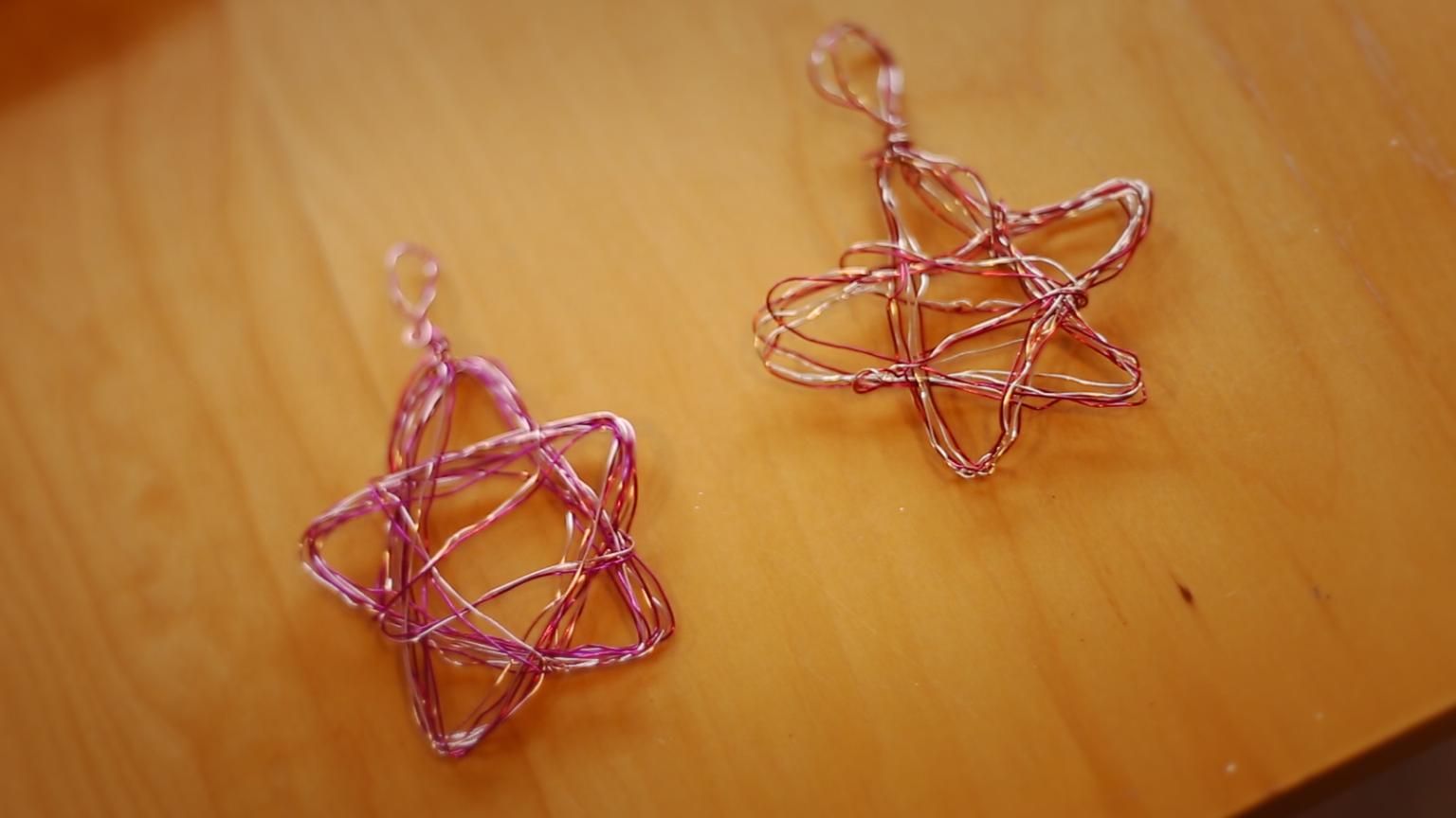 Csináld magad: csillagdísz a fenyőfára