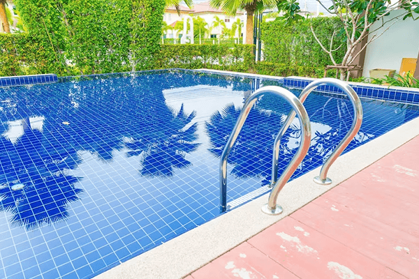 A medenceszűrő tisztítása, karbantartása házilag