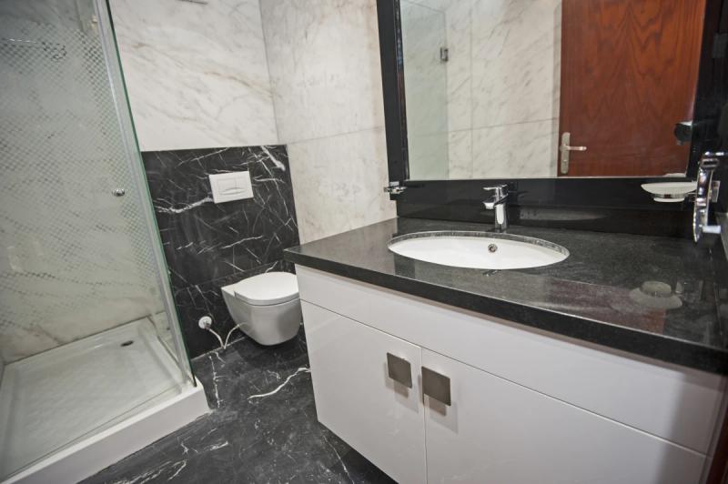 Zuhanytálcák a magasítottól a hagyományosig