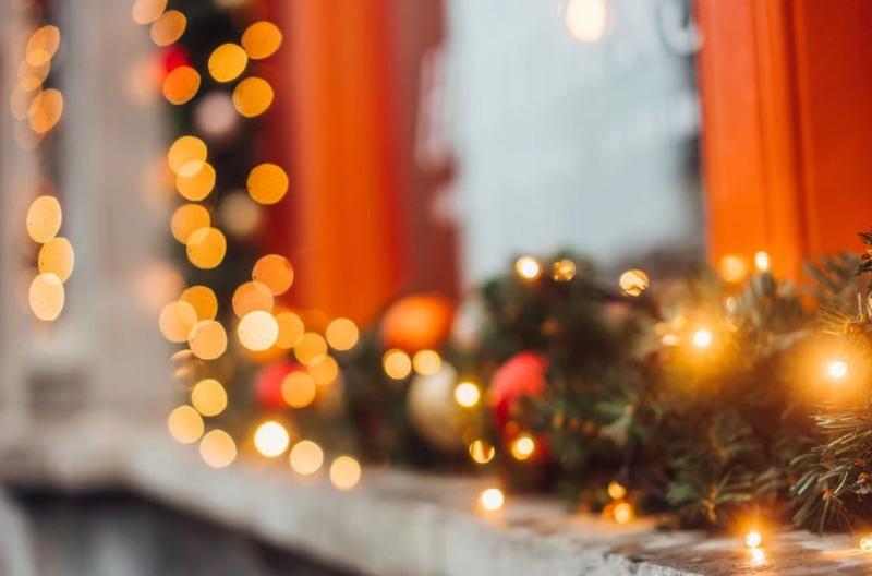 Kültéri karácsonyi világítás: ötletek az ünnepi hangulat megteremtéséhez