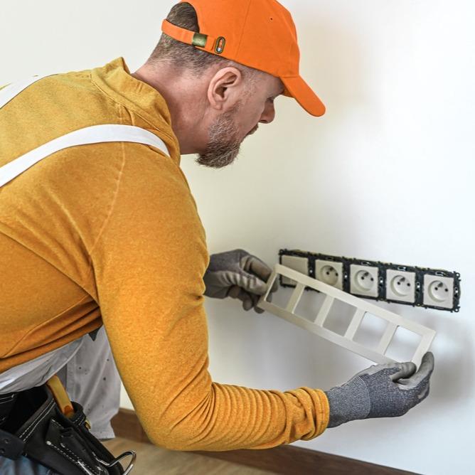 Konnektor, lámpa, villanyszerelés