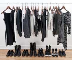 Olcsó és trendi: a nyitott ruhásszekrény